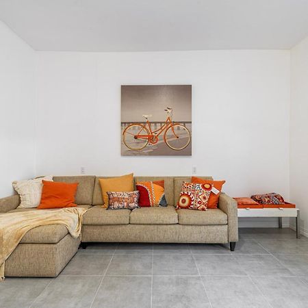 2 Br/ 1 Ba Home, Sleeps 10, 1 Min Walk To Rosarito Beach Zewnętrze zdjęcie