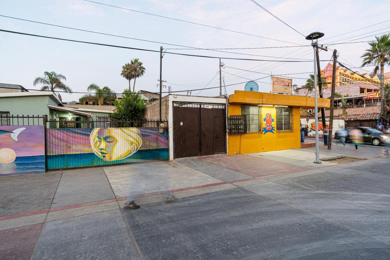 2 Br/ 1 Ba Home, Sleeps 10, 1 Min Walk To Rosarito Beach Zewnętrze zdjęcie