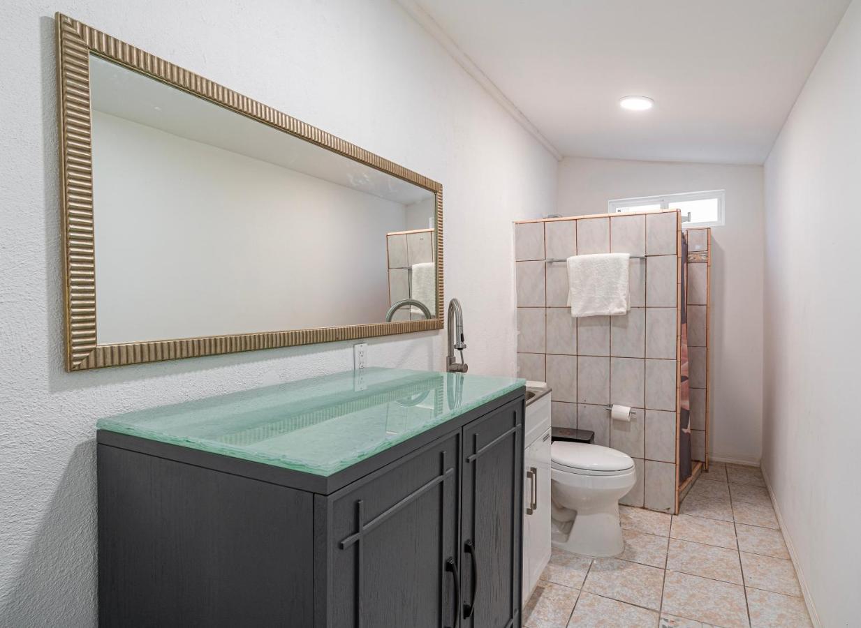 2 Br/ 1 Ba Home, Sleeps 10, 1 Min Walk To Rosarito Beach Zewnętrze zdjęcie